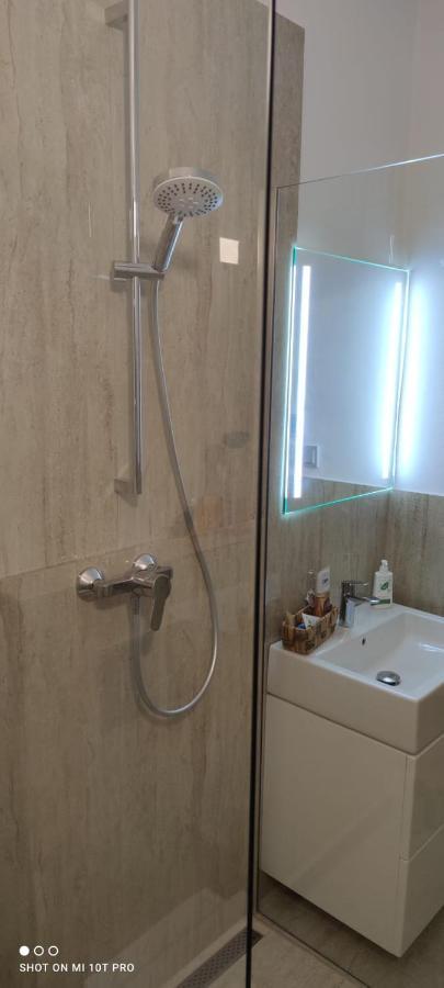 Hostinec U Zlate Lipy Noviny pod Ralskem Экстерьер фото